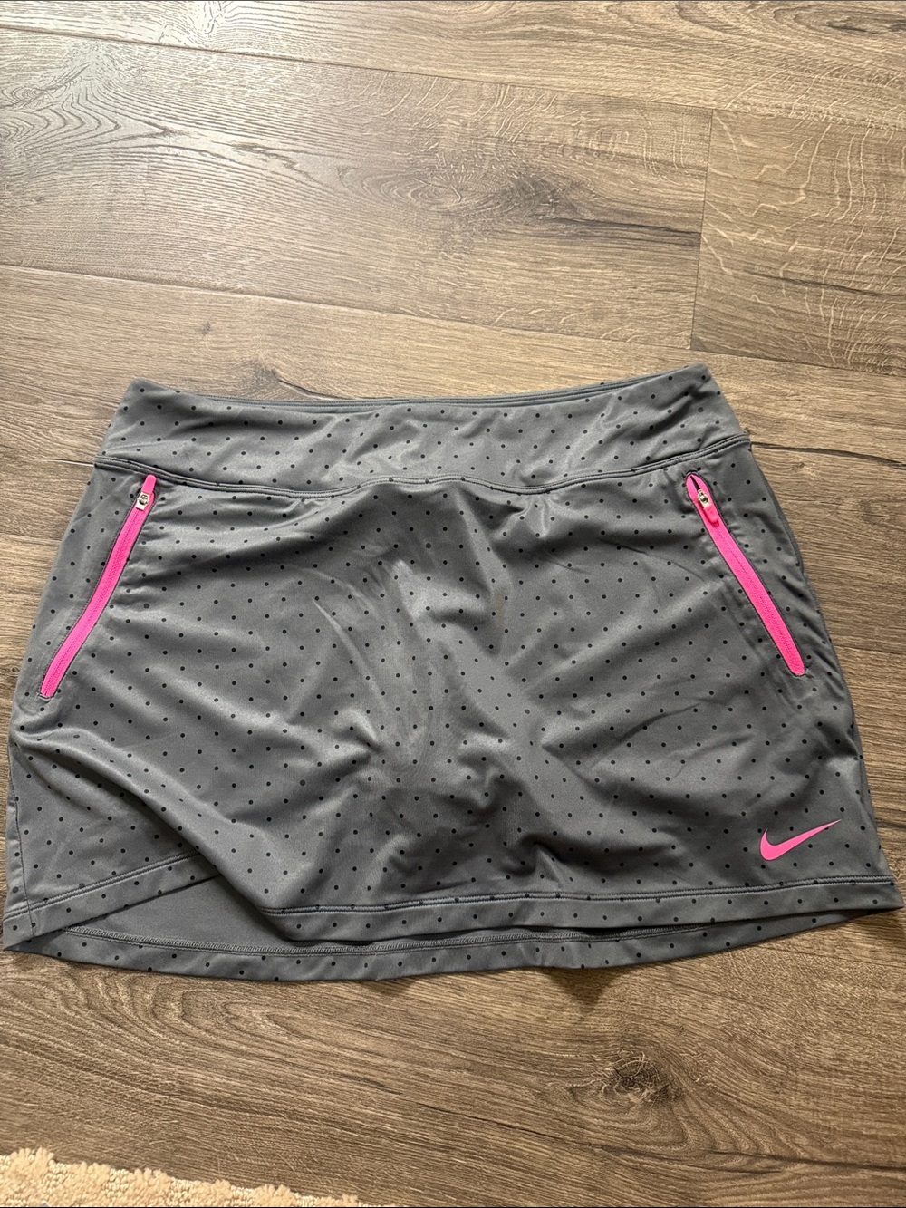 Nike Women’s Gray Skort with Pink Zipper Accents